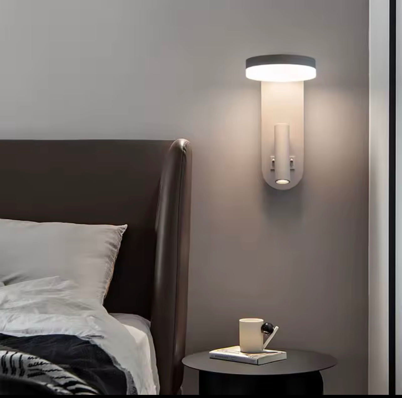 LumaLine Vibe™ – Applique murale LED avec spot rotatif intégré